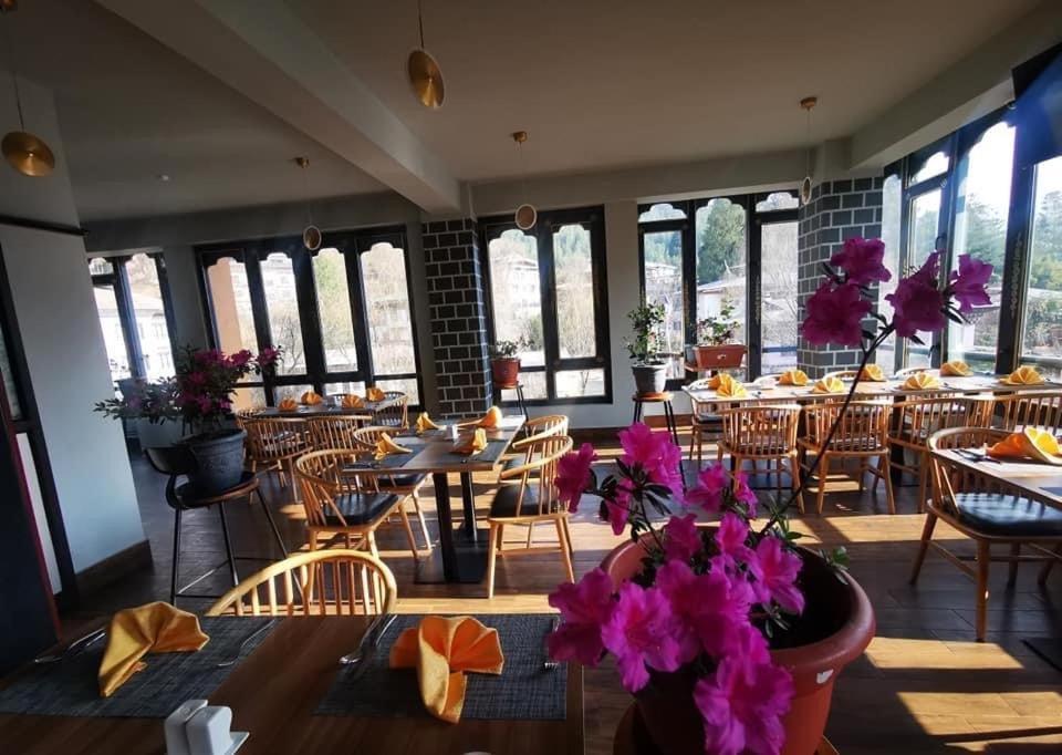 Ludrong Hotel Thimphu Exterior foto